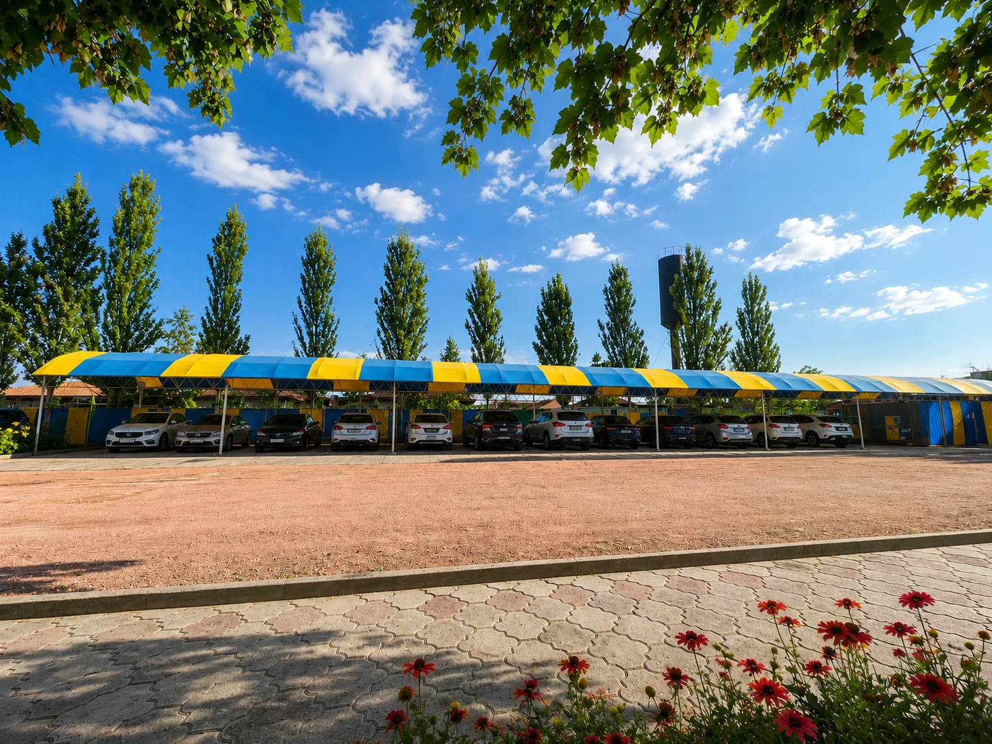 Крытая парковка Три Короны